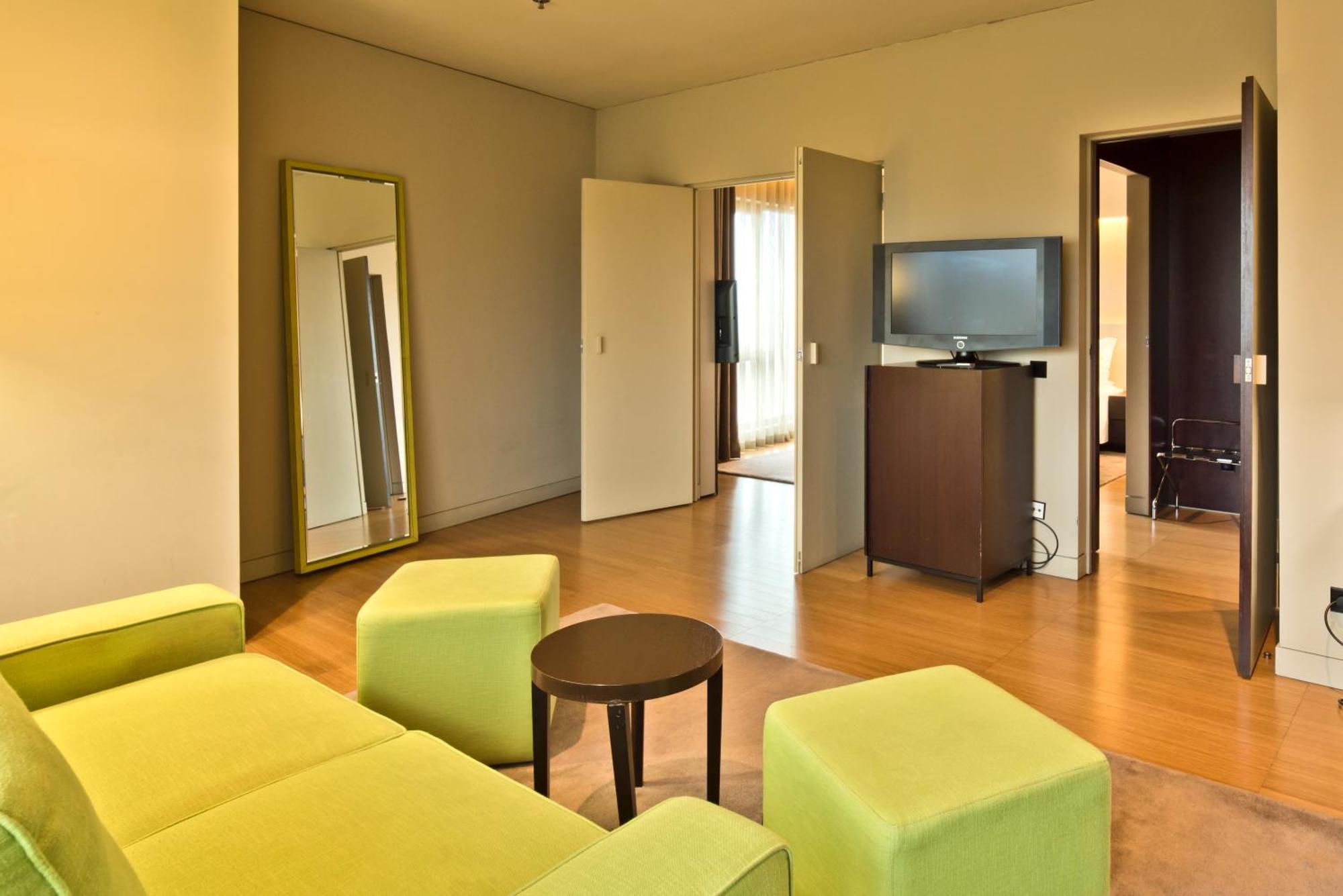 Golden Tulip Sao Joao Da Madeira Hotel Room photo